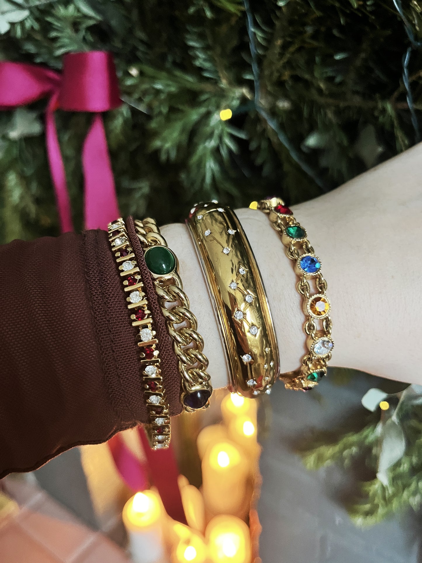 1990s Cabouchon Gold Plated Zodiac Bracelet