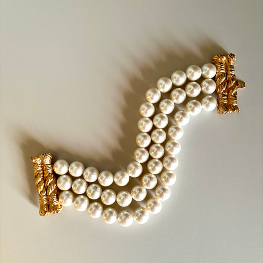 1990s Faux Pearl Bracelet