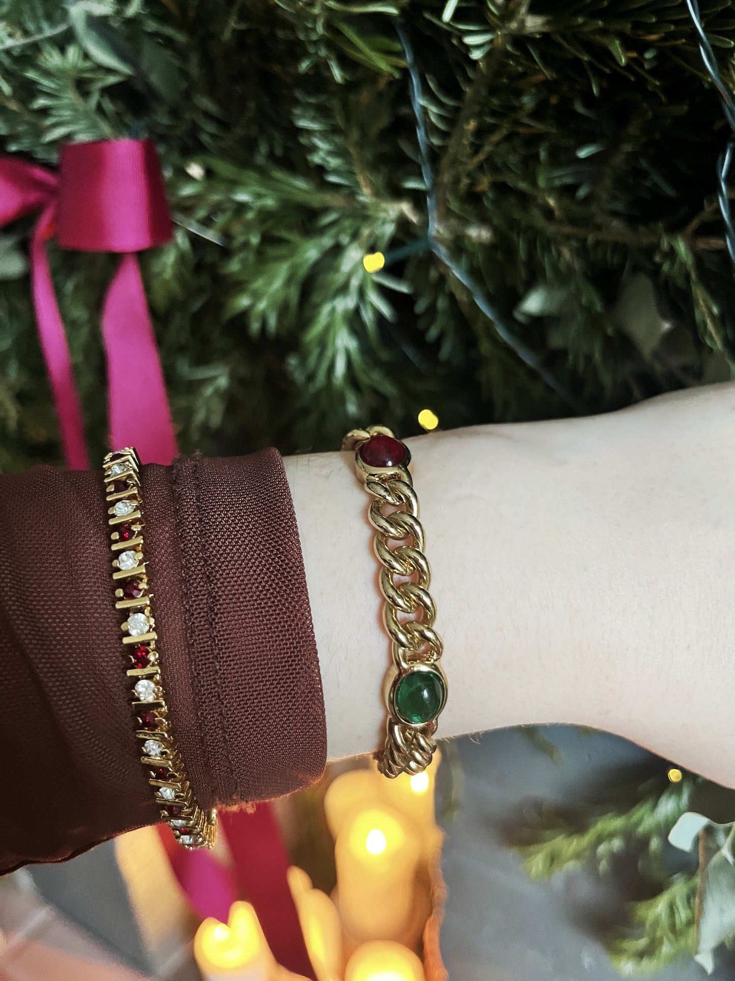 1990s - Gold Plated Cabouchon Stone Bracelet